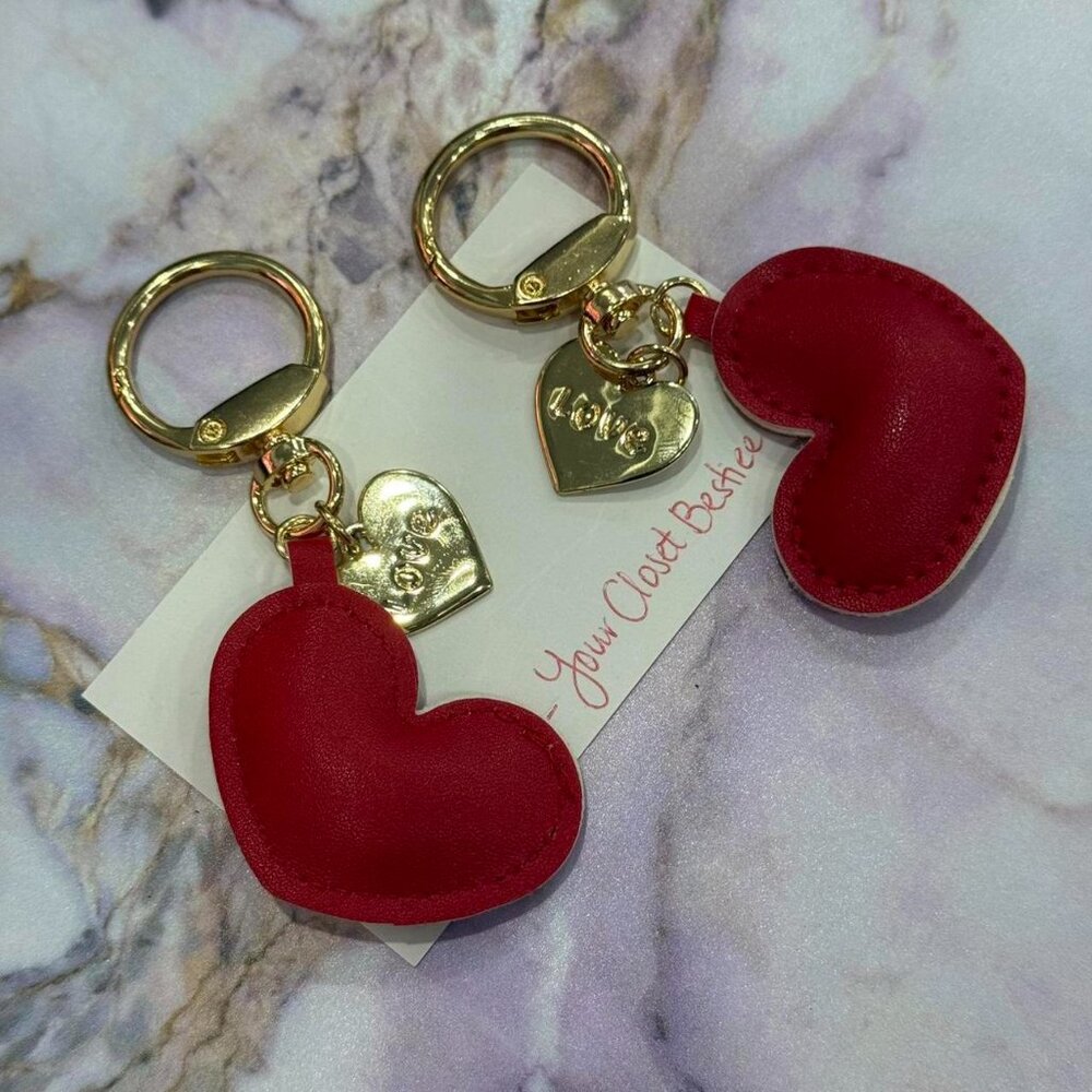 Red Leather Heart Keychain With Gold Hardware & LOVE on a metal heart - NEW - Picture 4 of 5